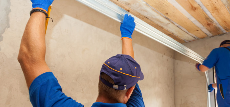 commercial overhead garage door repair in Lutz